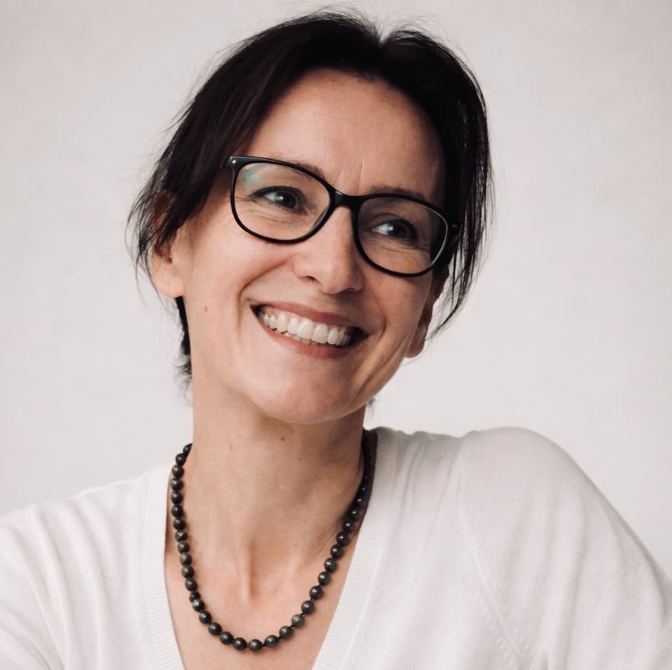 Dr Victoria Taylor-Wright